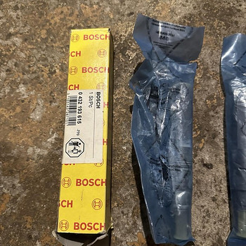 Bosch 0432193615 pihusti/düüs
