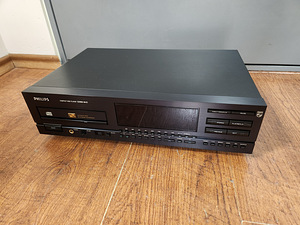 Проигрыватель компакт-дисков Philips CD850 MK II стерео (3 фото из 4)