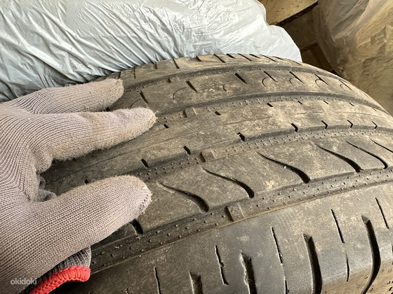 235/60 R18