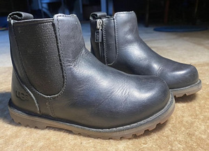 Полусапоги UGG из натуральной кожи для мальчиков и девочек (4 фото из 5)