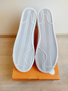 Uued Kõrged Tossud NIKE (EU 45) (5 foto / 5)