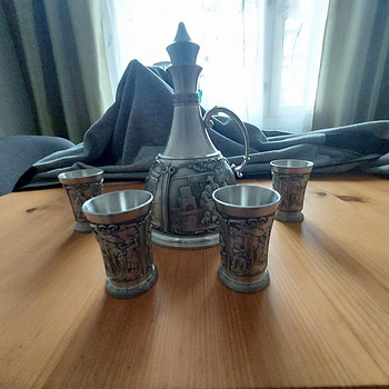 Винтажный рюмочный набор