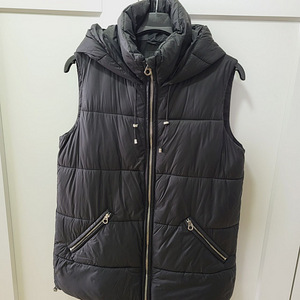 Zara naiste vest s:M (1 foto / 5)