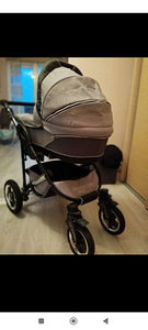Коляска (2 фото из 4)