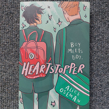 "HEARTSTOPPER" Alice Oseman комикс