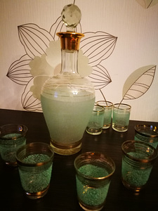 Графин и стопки (1 фото из 1)