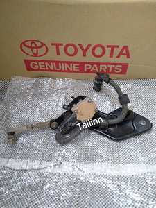 Toyota Land Cruiser 120 8940860011 8940760021 8940760022 (2 фото из 4)