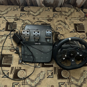 Игровое устройство Logitech g920
