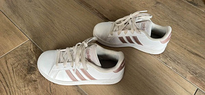 Кроссовки Adidas размер 30 (2 фото из 4)