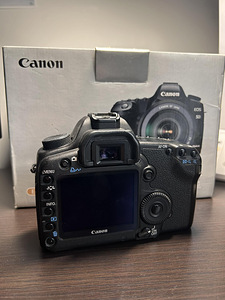 Canon 5D Mark II fotokaamera (5 foto / 7)