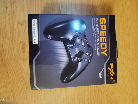 Joystick mängukonsooli jaoks.