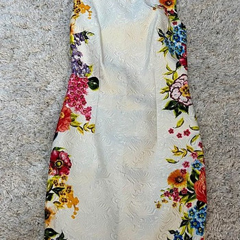 Платье праздничное