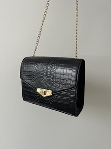 100% Leather croc detail bag (2 foto / 10)
