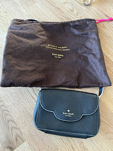 Сумка Kate Spade (2 фото из 3)