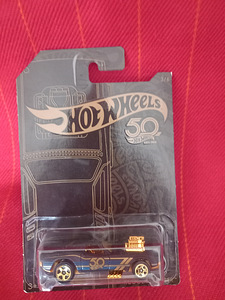 HOT WHEELS. Машины (2 фото из 5)