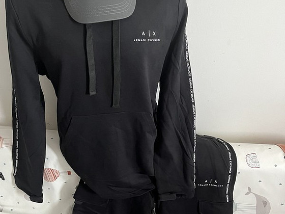 Armani ülikond