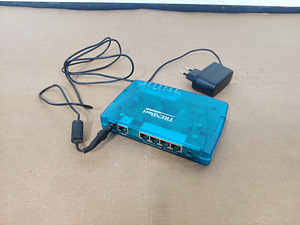 Trendnet TW100-S4W1CA 10/100Mbps 4-port ruuter (2 foto / 3)