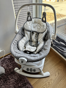 Электронные качели-шезлонг Joie Sansa infant bouncer & baby (1 фото из 1)
