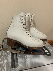 Коньки jackson mystique 11C (3 фото из 5)