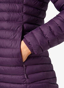 Новая фиолетовая длинная куртка HELLY HANSEN S СЕЙЧАС В НАЛИ (4 фото из 4)