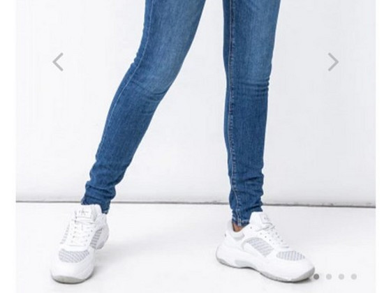 Guess 25