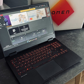 HP Omen 15 i7 512 SSD 16GB RAM GeForce RTX 2070 Mänguri