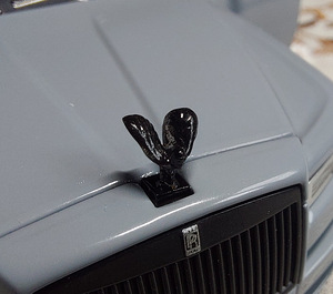 Модель автомобиля Rolls Royce Cullican (3 фото из 10)