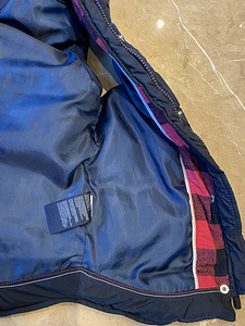 TOMMY HILFIGER , 116 cm. (6 foto / 6)