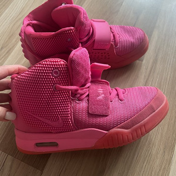 Nike Yeezy
