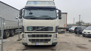 Volvo FH. По запчастям. Мотор не работает. (3 фото из 3)