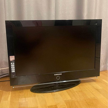 Телевизор 32 дюйма