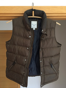 Детский жилет Massimo Dutti № 134-146 (1 фото из 4)