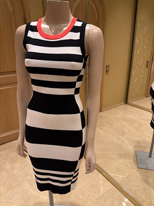 KAREN MILLEN , 1 размер (34) (1 фото из 5)