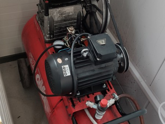Kompressor OMA CT4 470L/min 200L