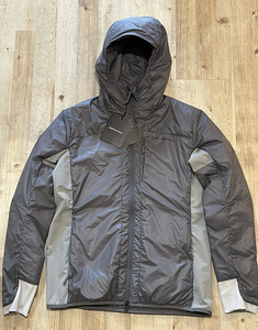 Peak Performance Radiance Hood Jacket, naiste jope. Uus! (3 foto / 8)