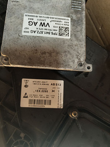 Светодиодные фары Porsche Cayenne 9Y0941033T, 9Y0941034T (4 фото из 4)
