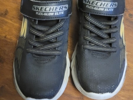 Tossud Skechers 35 suurus