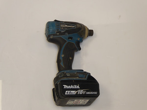 Akulöökkruvikeeraja Makita DTD 146 + 4ah (4 foto / 6)