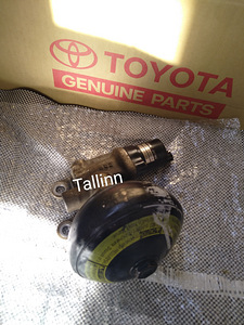 Toyota Land Cruiser 200 49041-60030 490A0-60010 490B0-60010 (2 foto / 3)