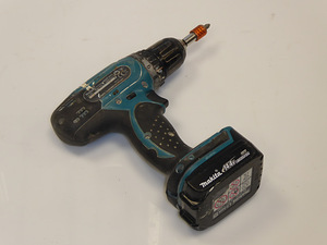 Аккумуляторная дрель-шуруповерт Makita BDF 343 1.5ah (5 фото из 5)