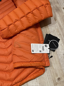 Peak Performance W Frost Down Hood naiste sulejope (5 foto / 9)