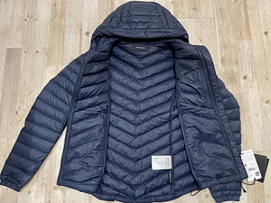 Peak Performance W Frost Down Hood naiste sulejope (8 foto / 9)