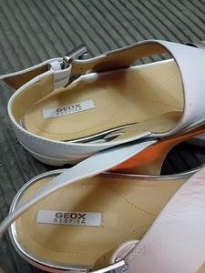 Сандалии Geox, размер 36 (2 фото из 2)