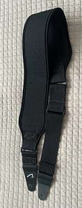 Kitarririhm FENDER SWELL NEOPRENE STRAP 3” (1 foto / 1)