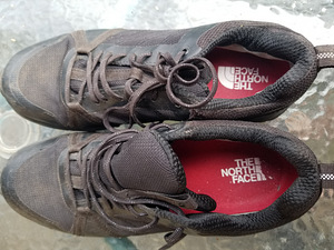 THE NORTH FACE s. 40.5 (1 foto / 4)