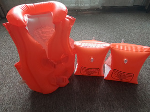 Надувные игрушки (3 фото из 3)