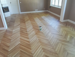 Uus faasiga liistparkett tamm massiiv 16x70x490mm (1 foto / 1)