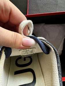 Uueväärsed Hugo Boss orig. vabaaja jalatsid. (5 foto / 6)
