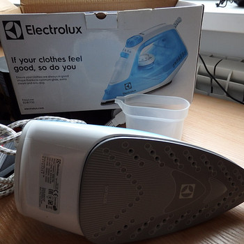 Утюг Electrolux Easyline EDB1730