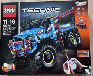 Lego Technic 42070 Эвакуатор 6x6 (1 фото из 2)